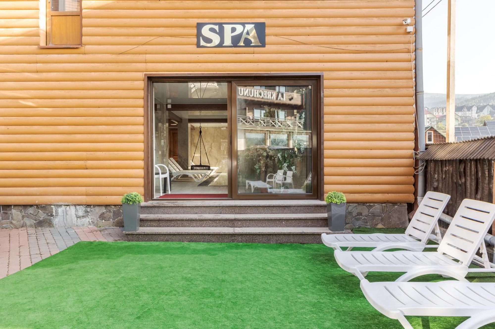 Villa Morishka & Spa Boekovel Buitenkant foto
