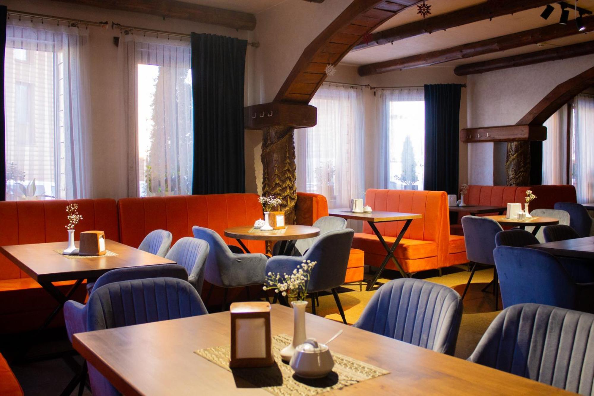 Villa Morishka & Spa Boekovel Buitenkant foto
