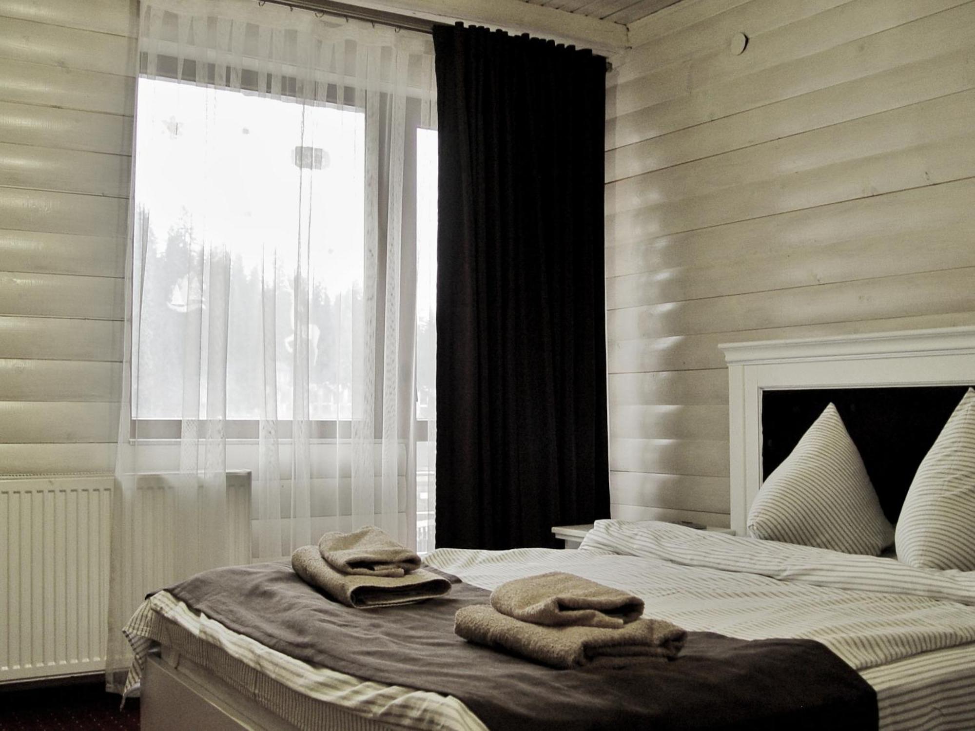 Villa Morishka & Spa Boekovel Buitenkant foto